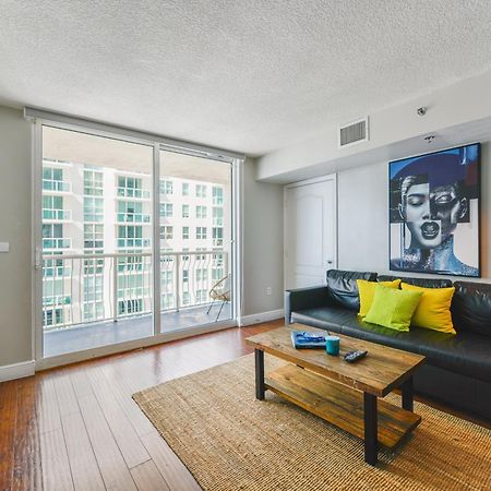 Amazing 3 Bedroom Condo At Brickell With Pool Miami Dış mekan fotoğraf