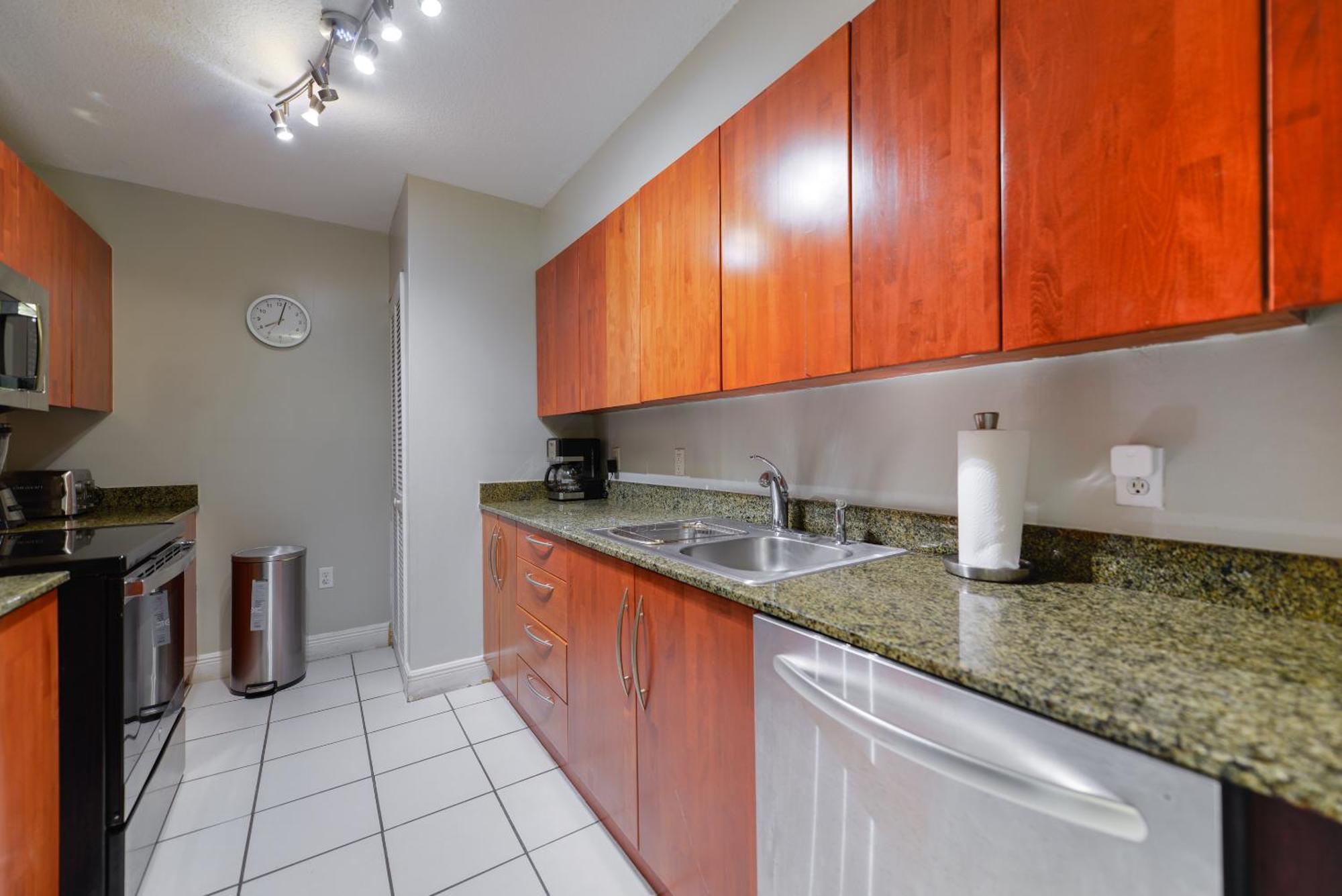 Amazing 3 Bedroom Condo At Brickell With Pool Miami Dış mekan fotoğraf