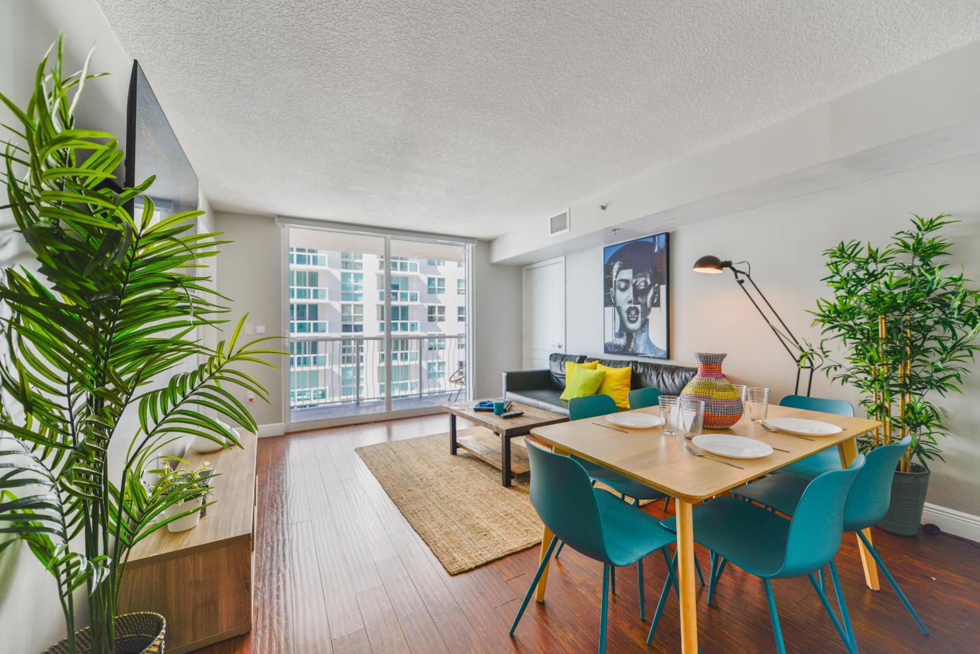Amazing 3 Bedroom Condo At Brickell With Pool Miami Dış mekan fotoğraf