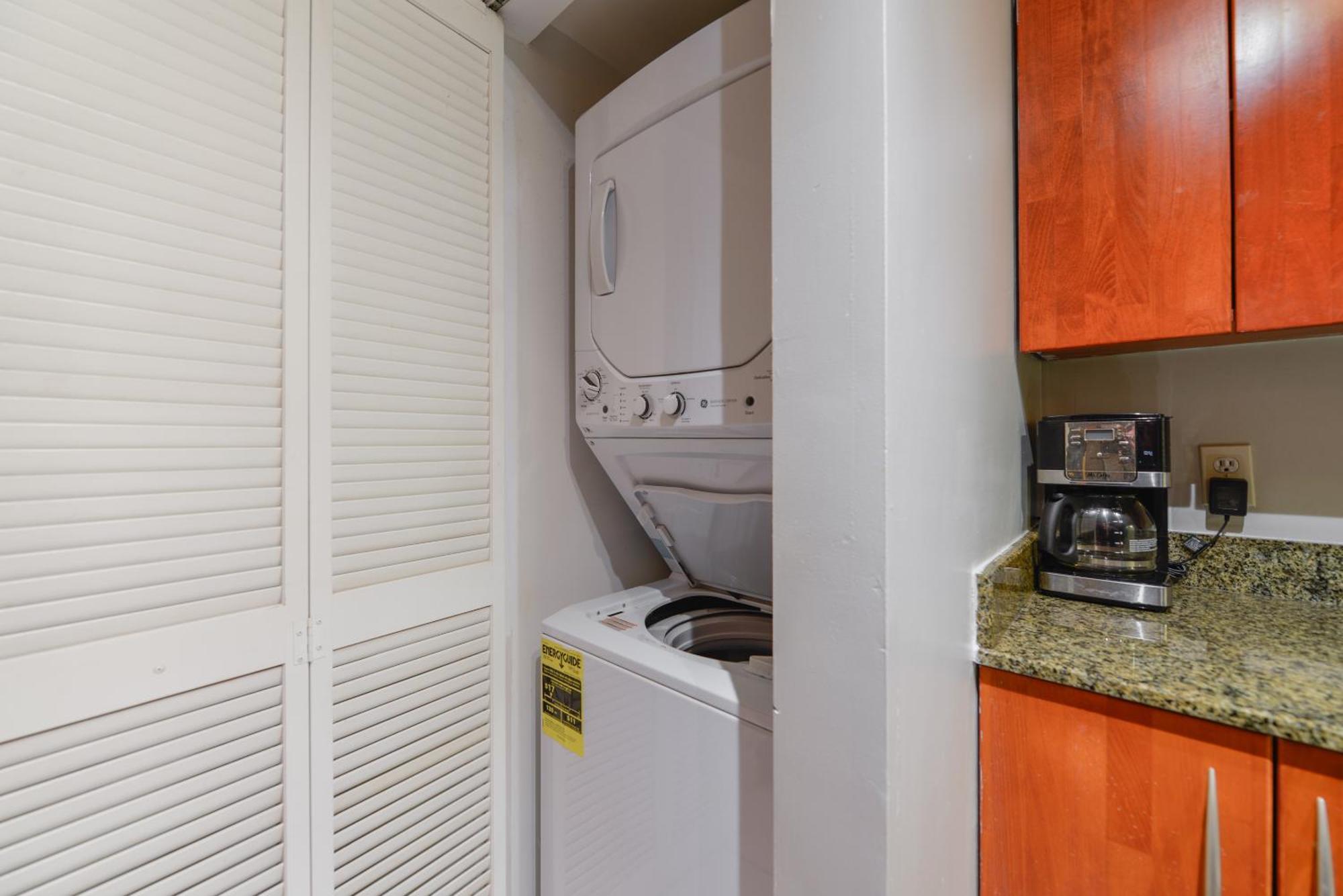 Amazing 3 Bedroom Condo At Brickell With Pool Miami Dış mekan fotoğraf